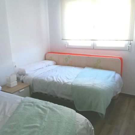 Bonito Piso En Primera Linea De Playa Almuñécar Eksteriør billede